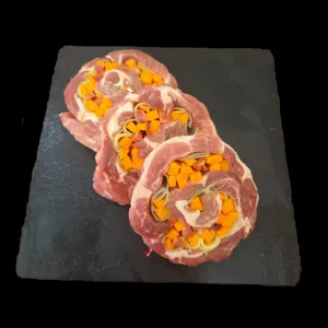 Lombo do Cachaço Recheado com Legumes e Chouriço